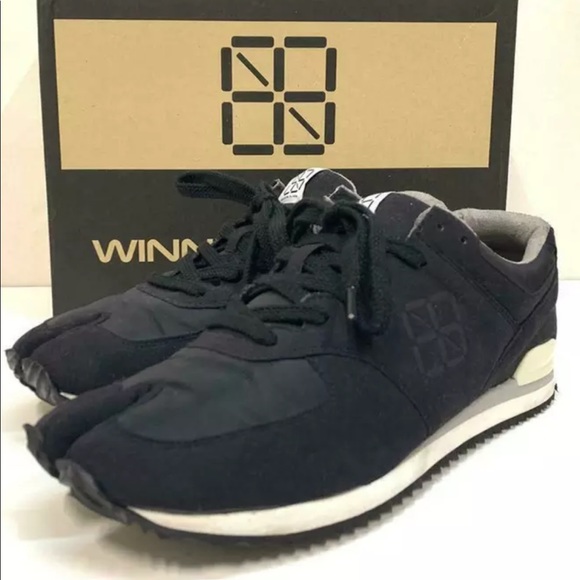 Victory Square Split Toe sneakers - Picture 4 of 6